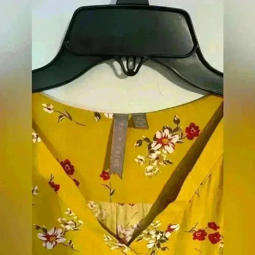 Women’s flowy floral dress shirt size XL - Picture 2 of 3
